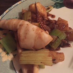 Fried Squid with Pineapple (Muc Xao Thom) Recipe