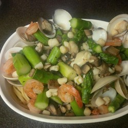Seafood and Asparagus with Linguine Recipe