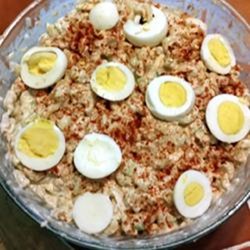 My Mom's Awesome Macaroni Salad (enough to feed a crowd!) Recipe