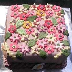 Quick Pour Fondant Icing Recipe