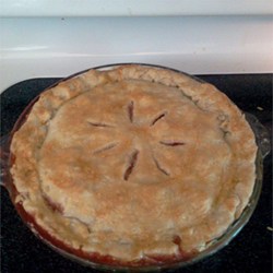 Nicki's Summer Strawberry Rhubarb Pie Recipe