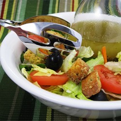 Italian Restaurant-Style Salad Dressing I Recipe