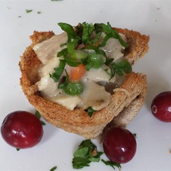 Creamed Turkey in Toast Cups Recipe