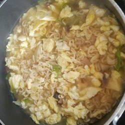 Low-Cholesterol Egg Drop Noodle Soup Recipe