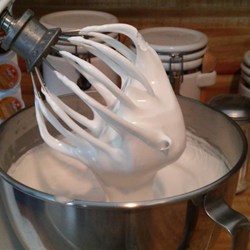 Old-Fashioned Snow Peak Frosting Recipe