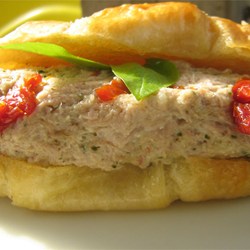 Pesto Tuna Salad with Sun-Dried Tomatoes Recipe