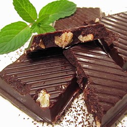 Homemade Melt-In-Your-Mouth Dark Chocolate (Paleo) Recipe