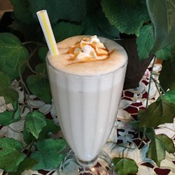 Creamy Banana Milkshake Recipe