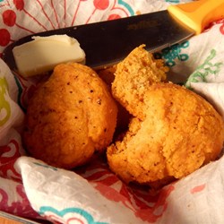 Nadia's Easy Pumpkin Cornbread Muffins Recipe