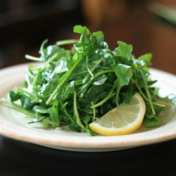 Sandy's Simple Spring Lettuce Salad Recipe