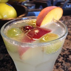 Refreshing Peach Sangria Recipe