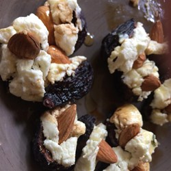 Elegant Fig Appetizers with Goat Cheese and  Almonds Recipe