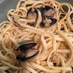 Spaghetti with White Clam Sauce Recipe