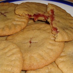 Granny's Strawberry Preserves-Filled Cookies Recipe