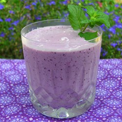 Very Berry Blueberry Smoothie Recipe