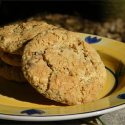 Granola-Raisin Cookies Recipe