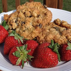 Oatmeal-Walnut-Raisin Chewies Recipe