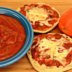 Easy No-Cook Pizza Sauce Recipe