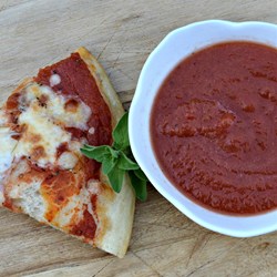 Joyce's Simple Pizza Sauce Recipe