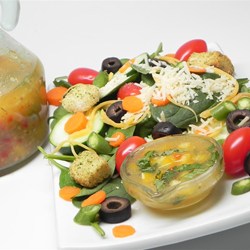 Garlic Bell Pepper Vinaigrette Recipe