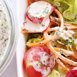 Creamy Dairy-Free Salad Dressing Recipe