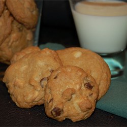 Double Chocolate Chip Macadamia Cookies Recipe