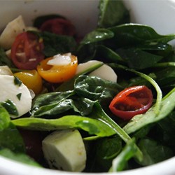 Spinach Caprese Salad Recipe