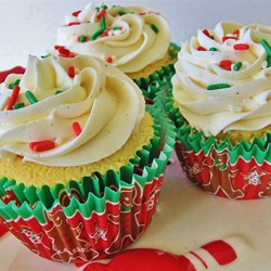 Easy Eggnog Cupcakes Recipe