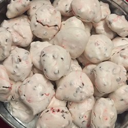 Chocolate Chip Candy Cane Meringue Cookies Recipe