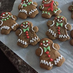 Eileen's Spicy Gingerbread Men Recipe