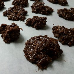 Peanut-Free Chocolate Macaroons Recipe