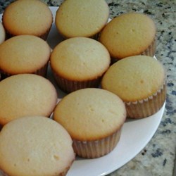 Alcohol-Free Pina Colada Cupcakes Recipe